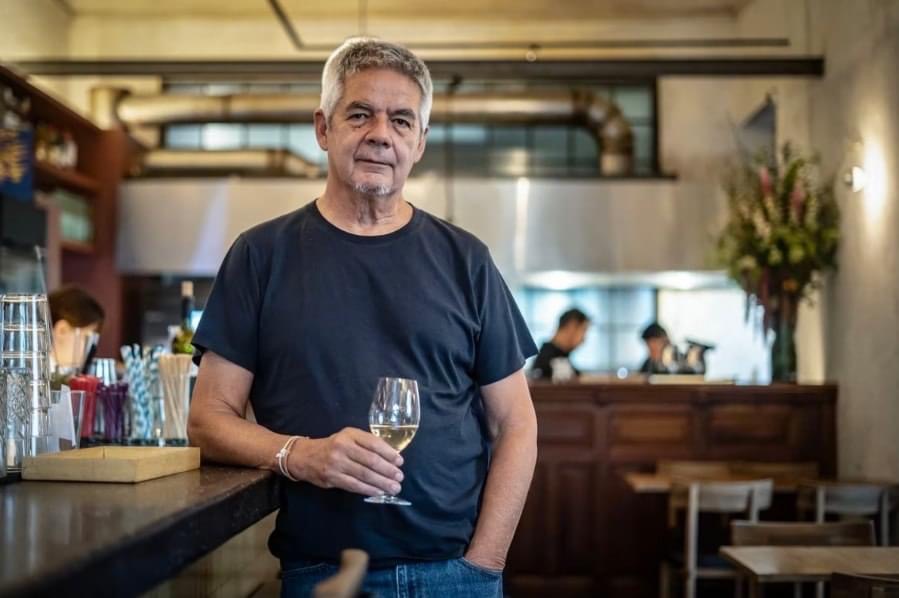 Hugo D’Acosta, el viaje de un pionero de la enología mexicana hacia la milpa del vino